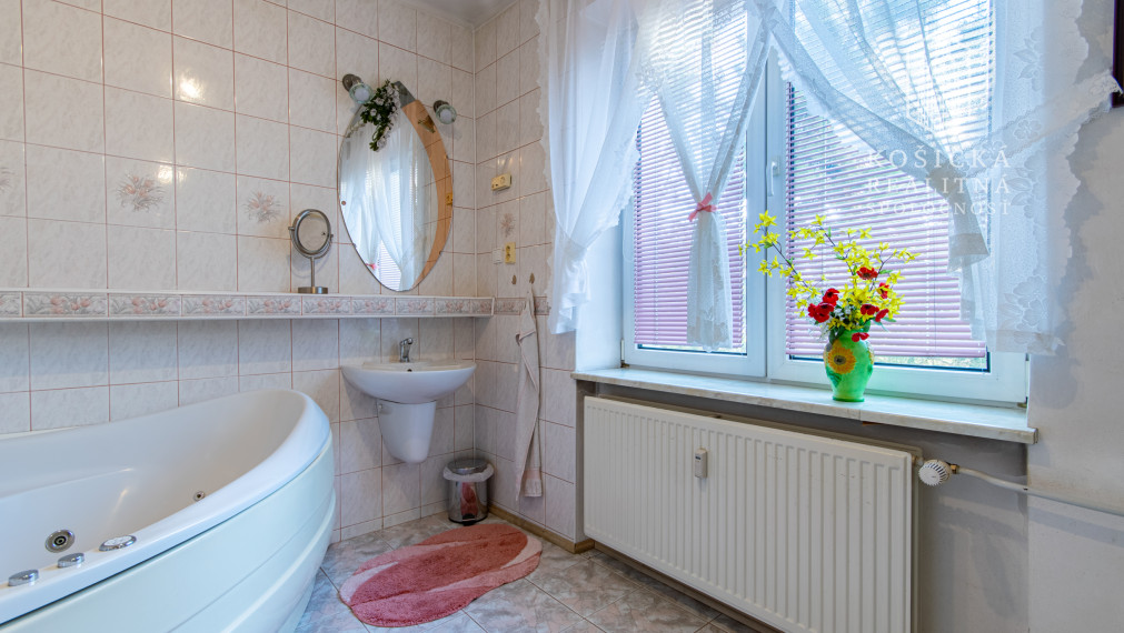 EXKLUZÍVNE | 4-izbový byt s 3 lodžiami | 102 m² | Košice – Staré Mesto