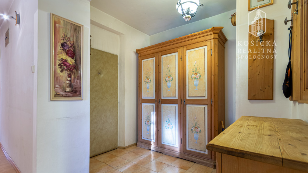 EXKLUZÍVNE | 4-izbový byt s 3 lodžiami | 102 m² | Košice – Staré Mesto