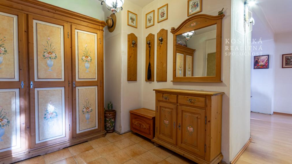 EXKLUZÍVNE | 4-izbový byt s 3 lodžiami | 102 m² | Košice – Staré Mesto