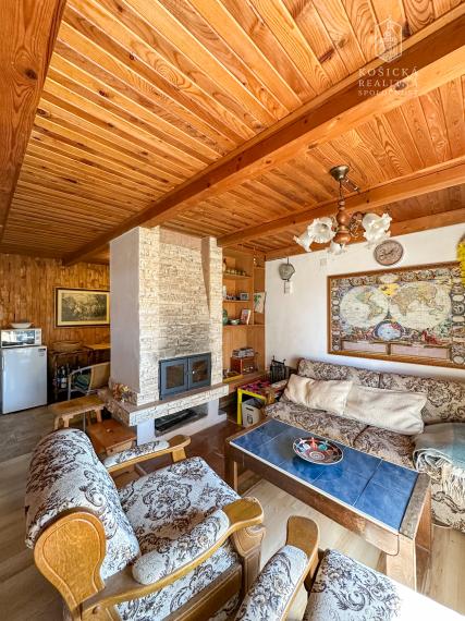 Na predaj útulná rekreačná chata v obľúbenej lokalite Ružín – Zlatník