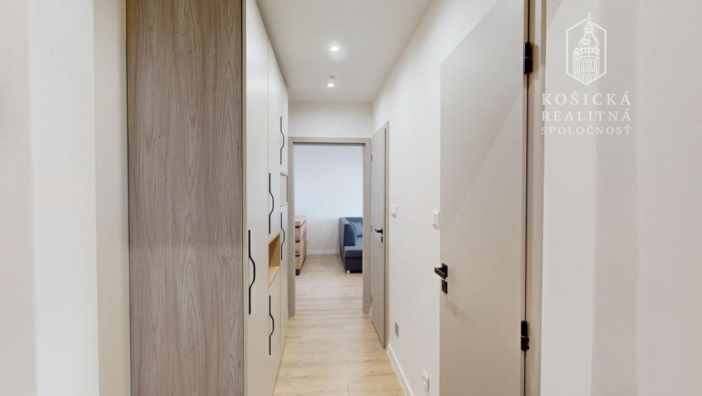 PRENÁJOM – NOVOREKONŠTRUOVANÝ 2-IZBOVÝ BYT, KOŠICE SEVER – HRONCOVÁ ULICA