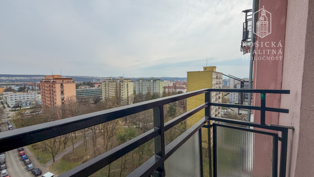 PRENÁJOM – NOVOREKONŠTRUOVANÝ 2-IZBOVÝ BYT, KOŠICE SEVER – HRONCOVÁ ULICA