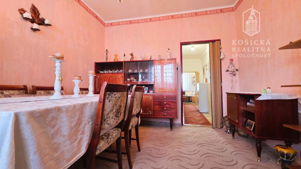 Na predaj - 2 izbový tehlový byt s balkónom - Národná Trieda