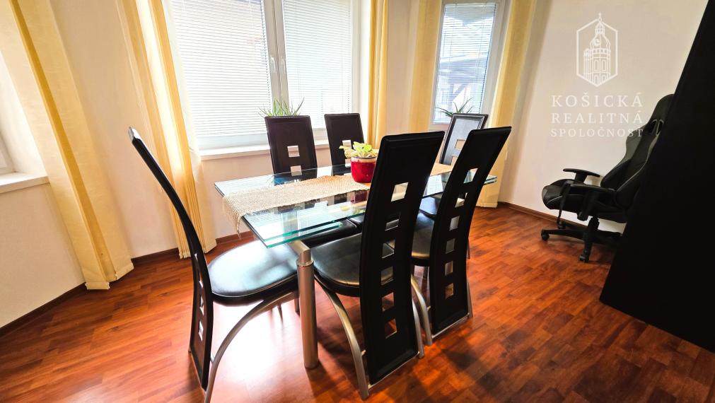 Na predaj Rodinný Dom - Dvorníky Včeláre