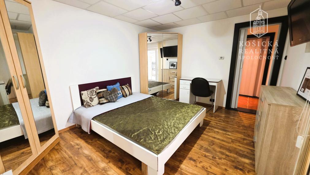 Na predaj Rodinný Dom - Dvorníky Včeláre