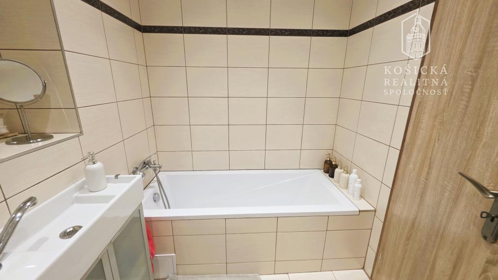 Na predaj - 2 izbový tehlový byt - Moldava nad Bodvou - Krátka