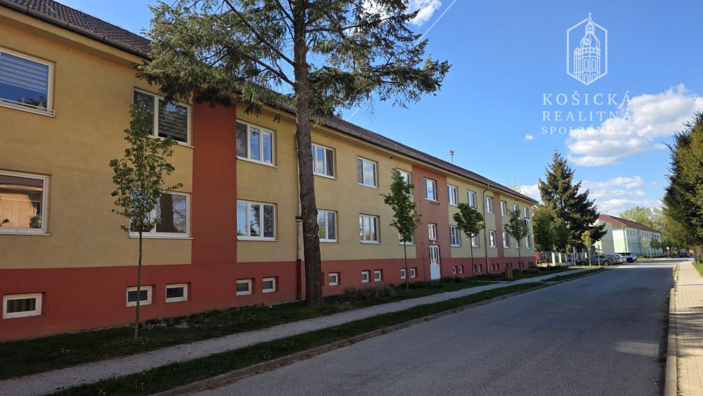 Na predaj - 2 izbový tehlový byt - Moldava nad Bodvou - Krátka