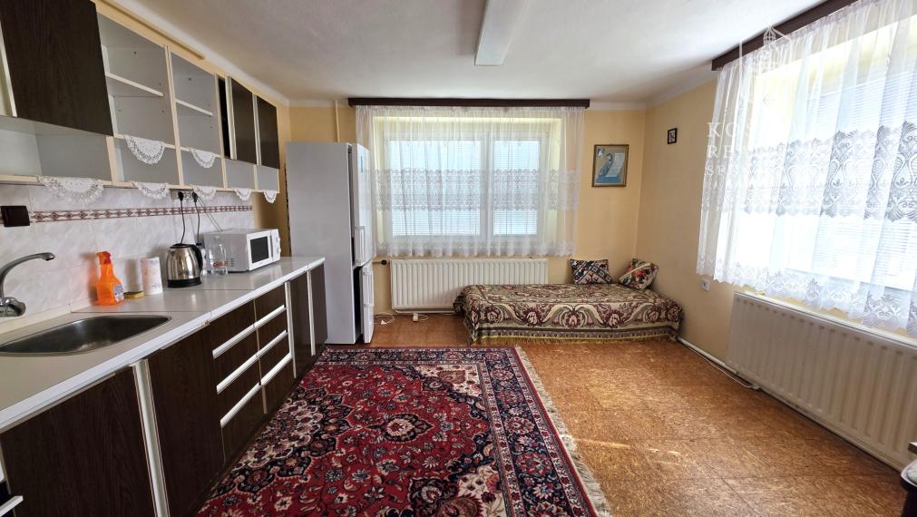 Na predaj - Veľký rodinný dom - Brezina