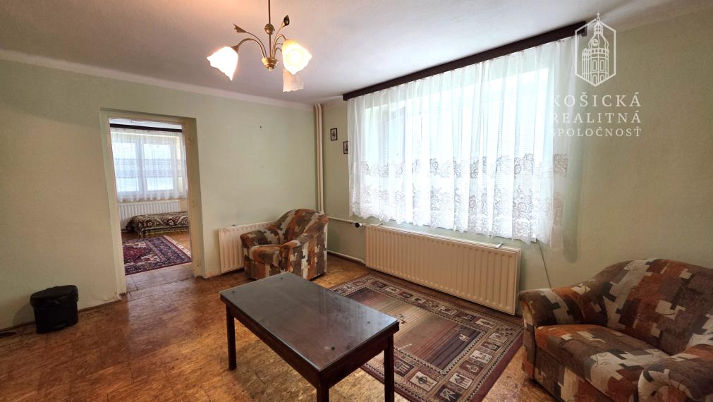 Na predaj - Veľký rodinný dom - Brezina