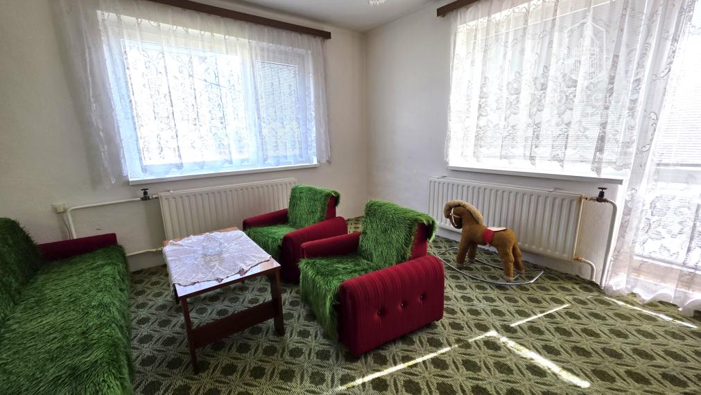 Na predaj - Veľký rodinný dom - Brezina