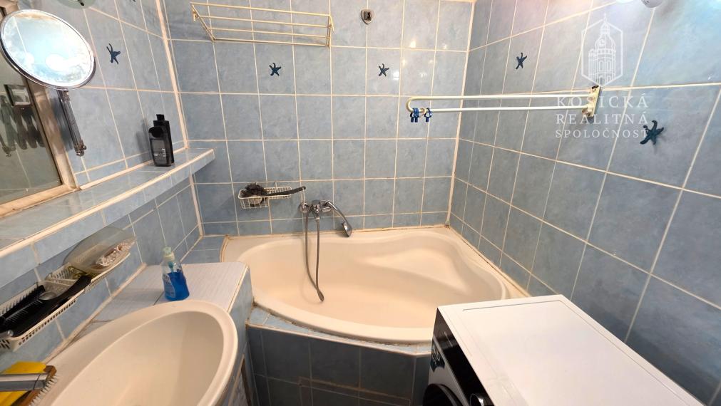 Na Predaj - Veľký 4 izbový byt nám Ľ Štúra Moldava nad Bodvou