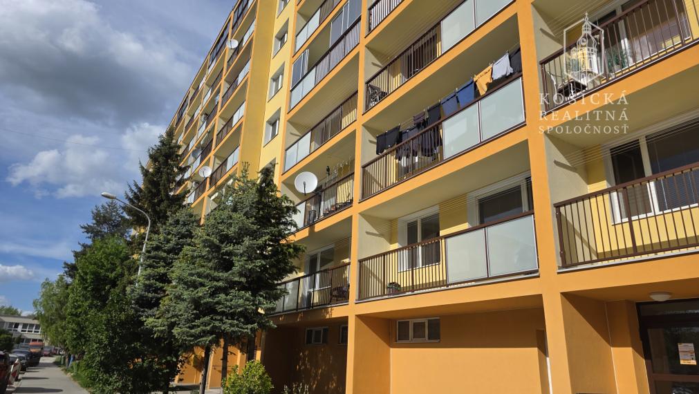 Na Predaj - Veľký 4 izbový byt nám Ľ Štúra Moldava nad Bodvou