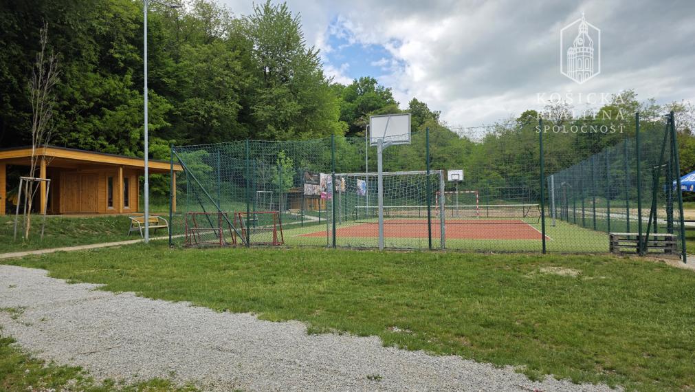 Na Predaj - Veľký 4 izbový byt nám Ľ Štúra Moldava nad Bodvou