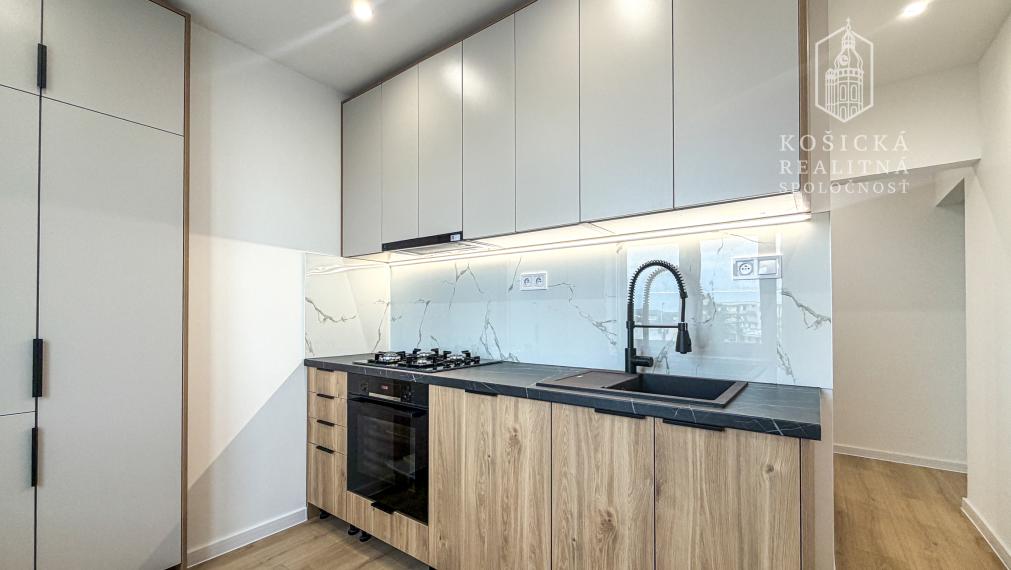 TREBIŠOV | 3-izbový byt | 63 m² | Kompletná rekonštrukcia | Nikdy neužívaný
