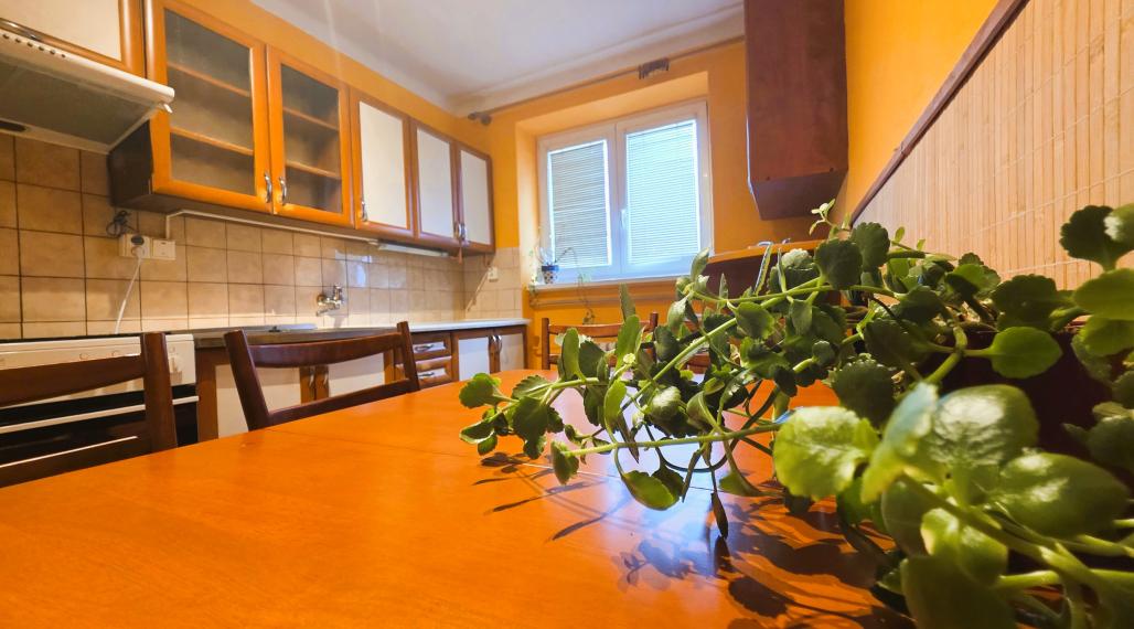 Na predaj 1 izbový tehlový byt Engelsova Prešov