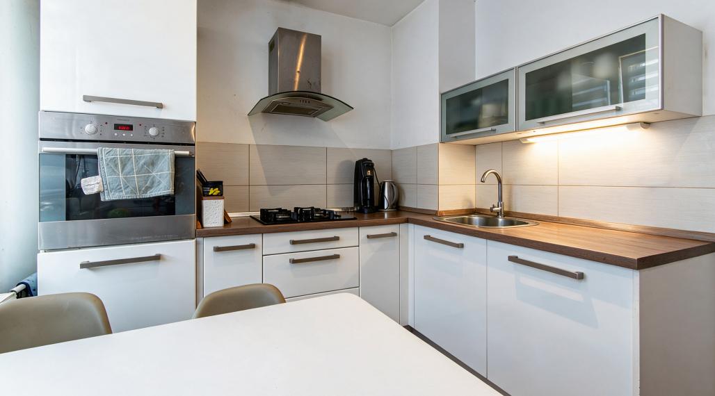 64,5 m², dve loggie a centrum na skok - priestranný 2-izbový byt na Palárikovej