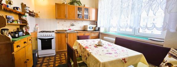 Na predaj - 2 izbový tehlový byt s balkónom - Národná Trieda