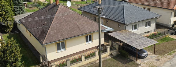 Na predaj Rodinný Dom - Dvorníky Včeláre