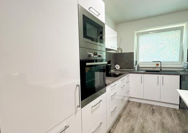 Tehlový 2 izbový byt so zariadením, Košice-Šaca, Železiarenská