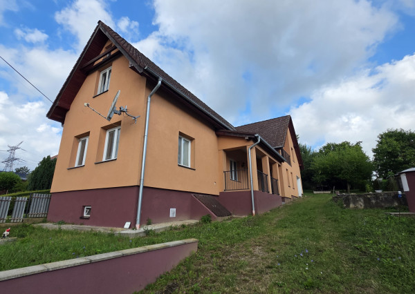 Rodinný tehlový dom - Lemešany