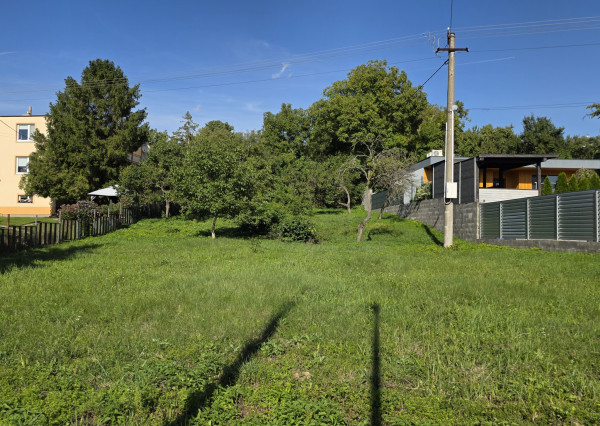 Na Predaj - Pozemok vhodný na stavbu - Nižná Hutka