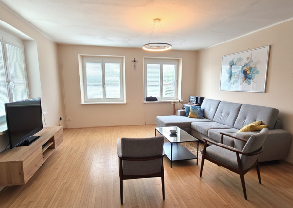 REZERVOVANÉ - 6 IZBOVÝ RODINNÝ DOM V CENE 3 IZBOVÉHO BYTU