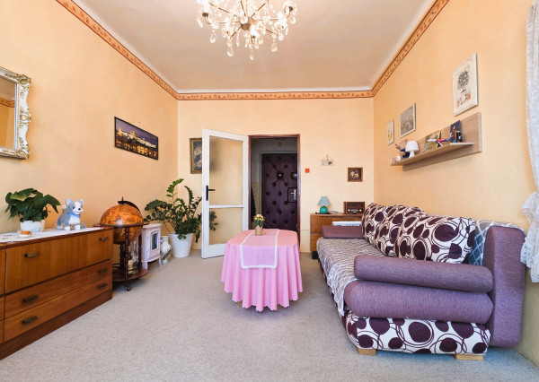 Rezervované - 2 izbový tehlový byt s balkónom - Národná Trieda