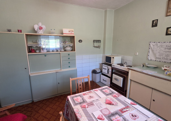 Na predaj - Rodinný dom plus stavebný pozemok Jazvečia Košice Ťahanovce