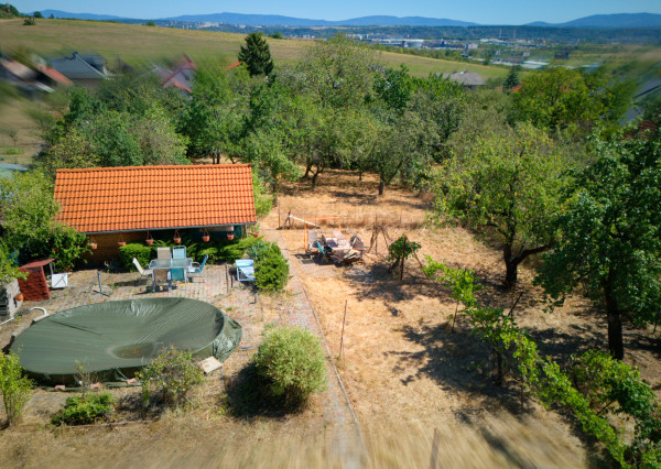 Stavebný pozemok 908 m² + podiel na prístupe na Bystrickej ulici – Košice, Pereš