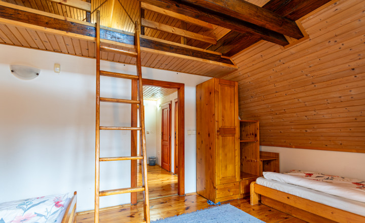 Na predaj zabehnutá chata s ubytovaním - 28-32 hostí - Čingov - Slovenský raj - fotografia 30