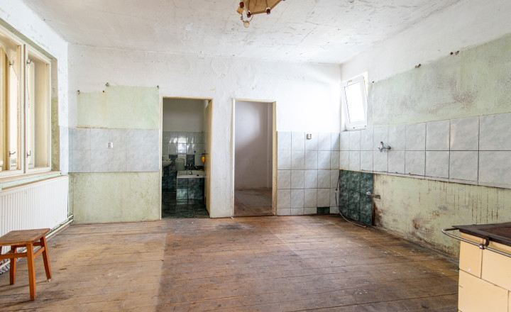 Na Predaj - rodinný dom Malá Lodina - fotografia 7