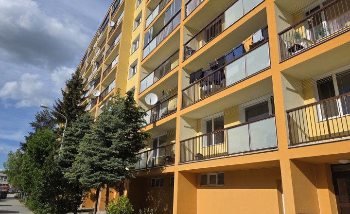 Na Predaj - Veľký 4 izbový byt nám Ľ Štúra Moldava nad Bodvou - fotografia 11
