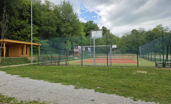 Na Predaj - Veľký 4 izbový byt nám Ľ Štúra Moldava nad Bodvou - fotografia 15