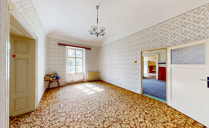 Na predaj - Rodinný dom s historickým nádychom - Bretejovce - fotografia 12