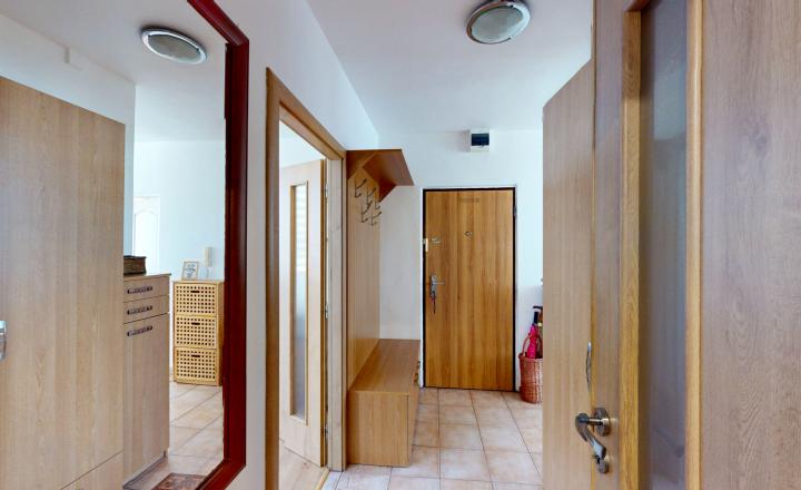 Na Predaj - 3 izbový byt Irkutská - fotografia 16