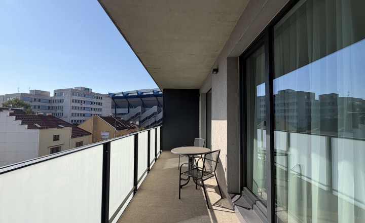 Prenájom - Zariadený 2-izbový byt s veľkým balkónom a garážovým státím v projekte Atrium Living - fotografia 19