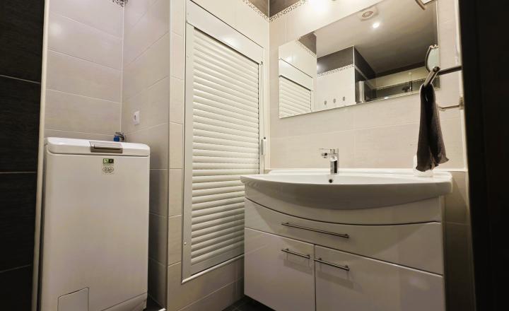 2 izbový byt s loggiou Zupkova Košice Dargovských hrdinov - fotografia 8