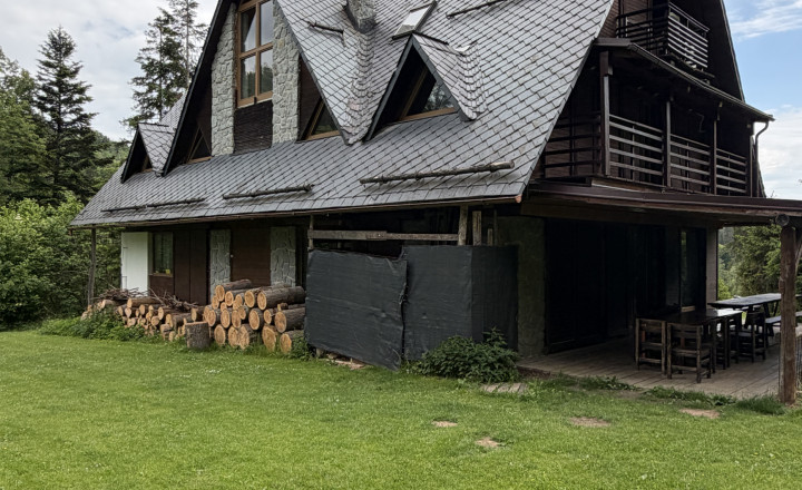 Na predaj zabehnutá chata s ubytovaním - 28-32 hostí - Čingov - Slovenský raj - fotografia 38